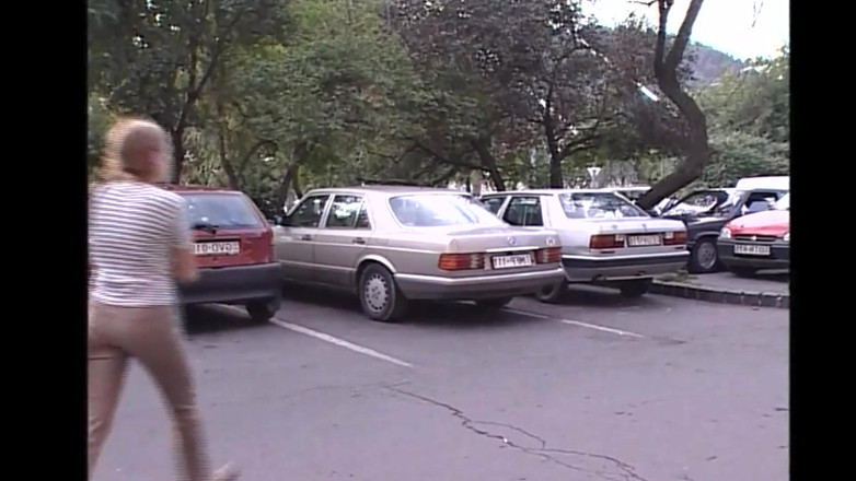 Vintage megastore: Seksi iç çamaşırlı çarpıcı sarışın İtalyan klasik porno videosunda anal sikişiyor