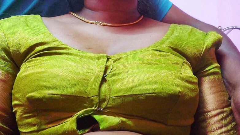 Desi Mohini: Indyjski seks porno z napaloną ciocią Kavita
