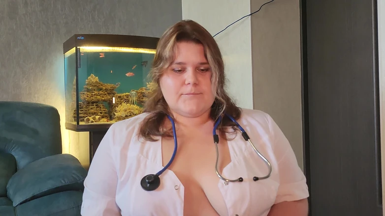 Peach Desert: Chubby Nurse with Big Boobs Loves to Drink Patients Cum