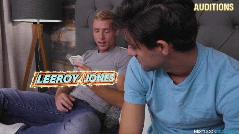 Next Door Studios: NextDoorStudios - Leeroy Jones가 게이 포르노 계의 다음 슈퍼스타가 될 까요?