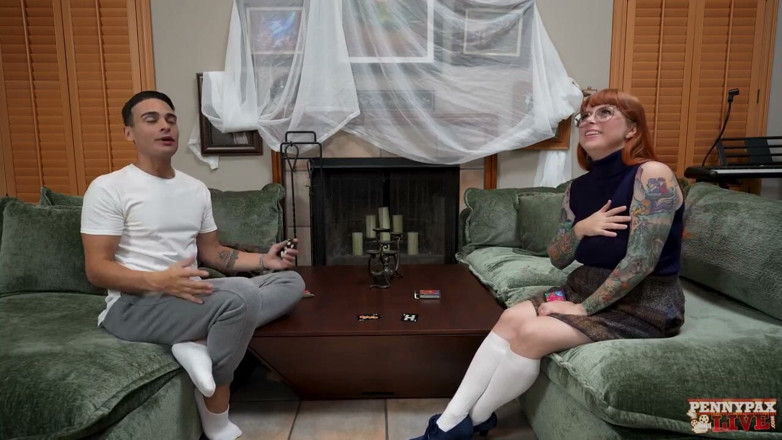 Penny Pax: Babysitter riceve una sborrata dentro! Penny Pax!