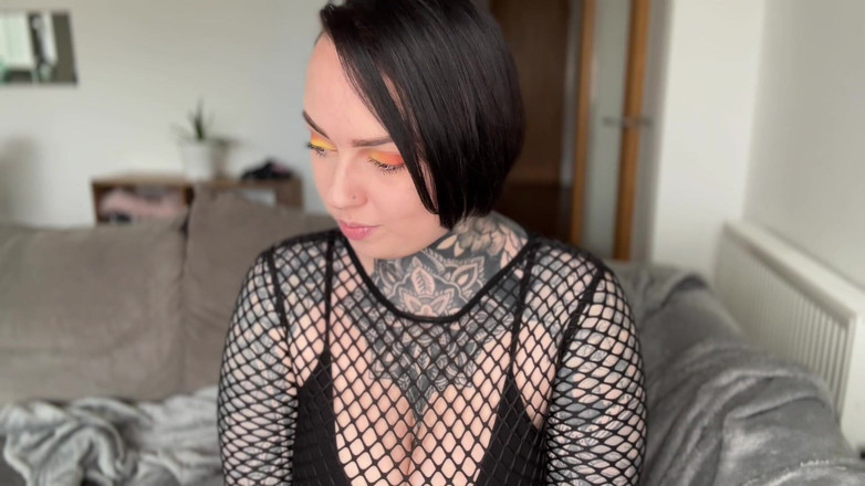 Miss Valentina: 큰 자지 등급