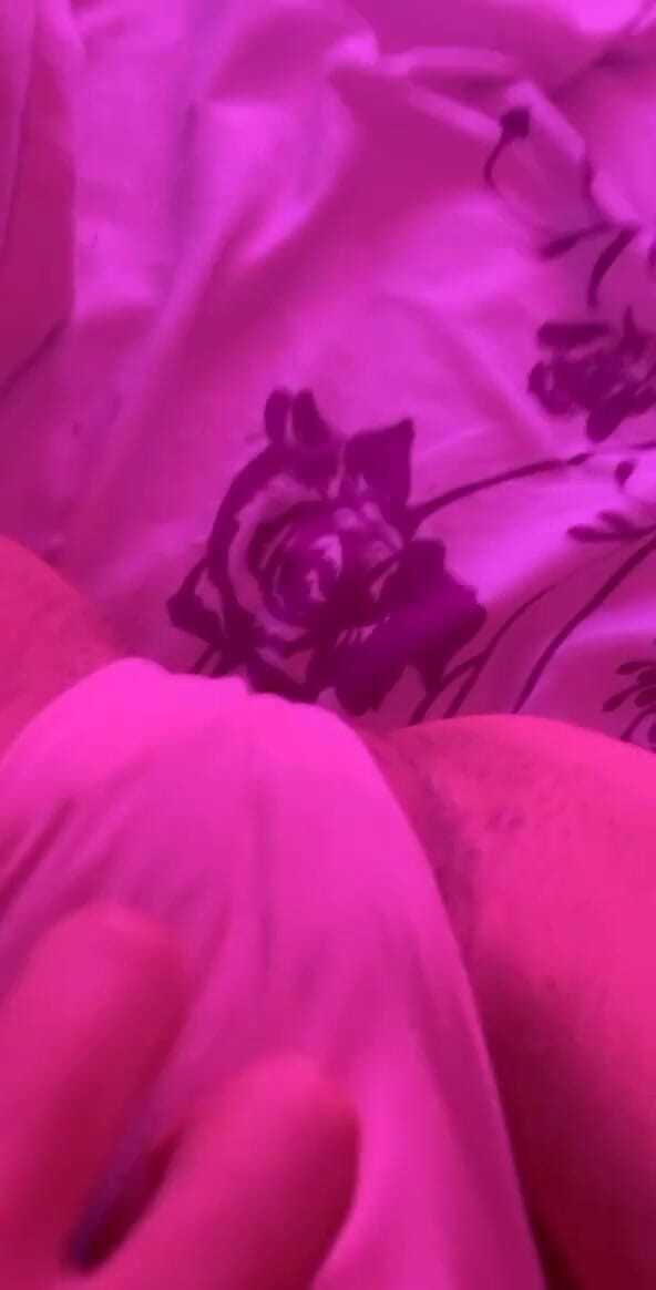 FANS OF SOFIA SWEETSECRETT: Ska vi göra lite sexting? Jag blev kvar och ville...