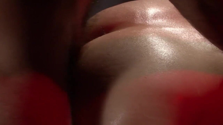 Only Bareback Porn Studio Amator: E în fundul meu, cu mirosul lui