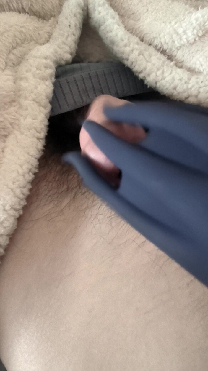 webcamboy98: Orgasm with Cock-head Vibrator