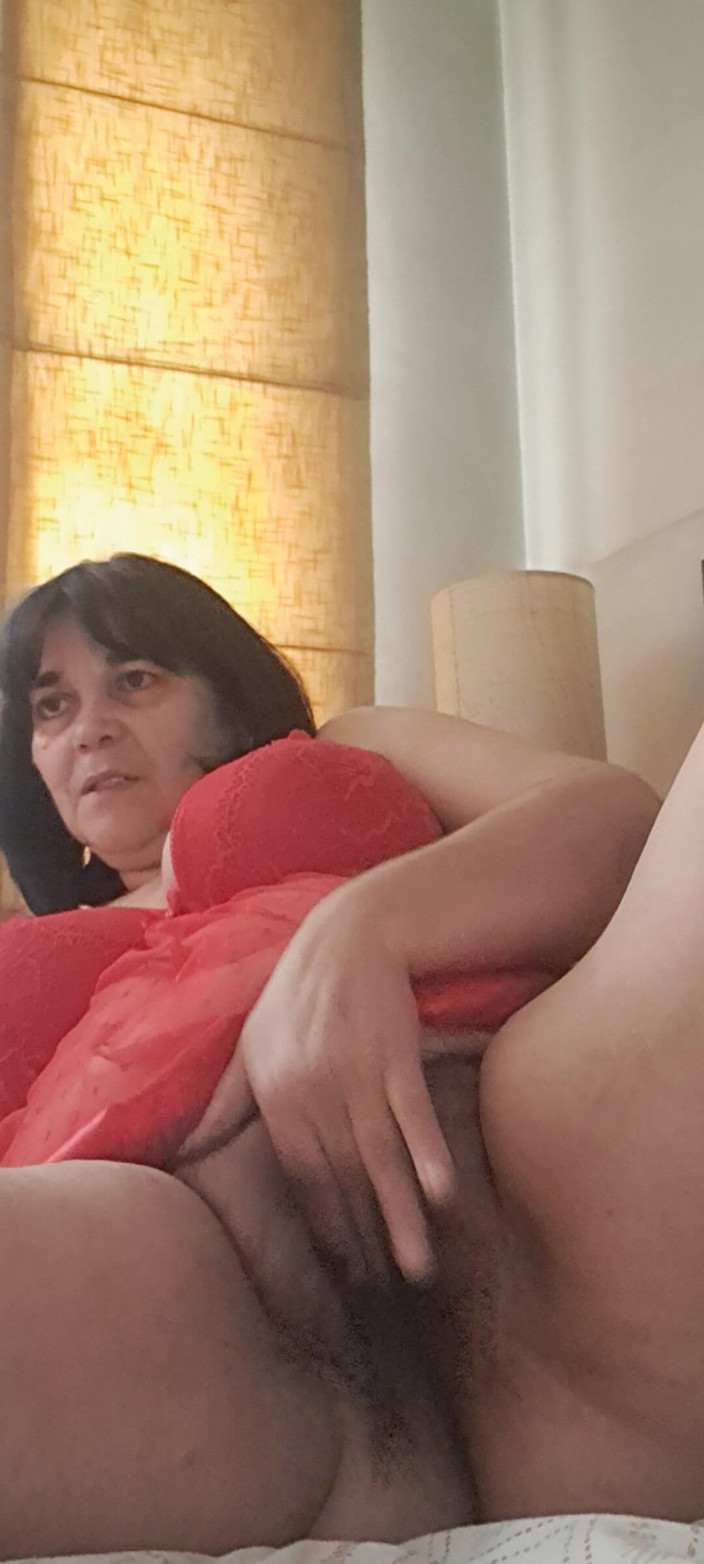 Mommy big hairy pussy: Stepmother in Sexy Red Video Camera