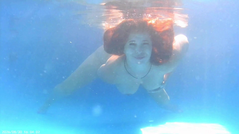 Sexy_Emeli: Underwater in Pool