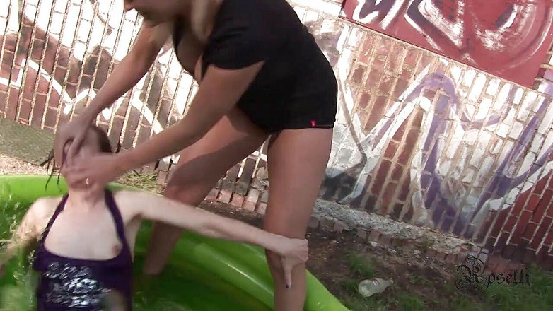 Rosetti: 변태 오줌 게임