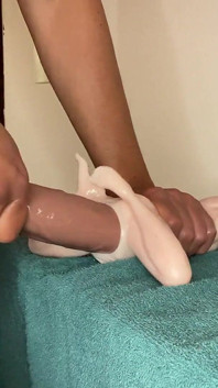 The Size of This Dick Is Incredible, and This Beautiful Sex Doll Holds up Well
