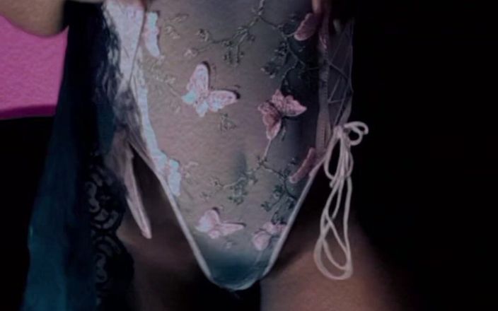 Minayi: 这不仅仅是你所看到的...这是你一边观看一边想象的一切，真的让你心动