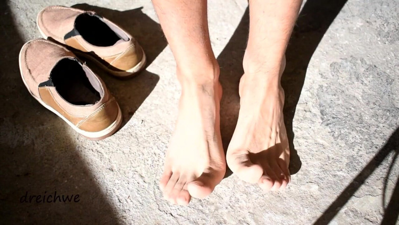 Dreichwe: Feet in the sun