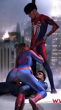 Spider Girl Banged by Superheroes. Lula