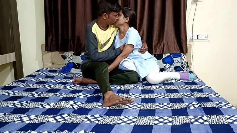 Kamini Bhabhi: Sexe pur avec désir d’un couple indien marié en train...