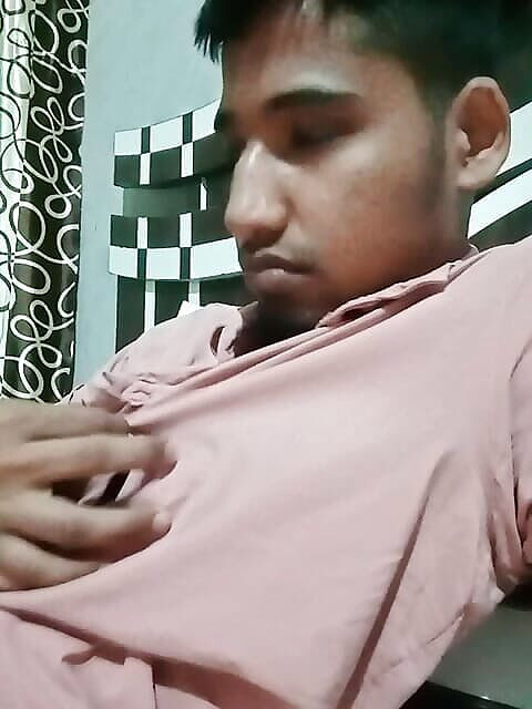 sexy_series: Mi hanno scopato con la mano il bel papà mi...