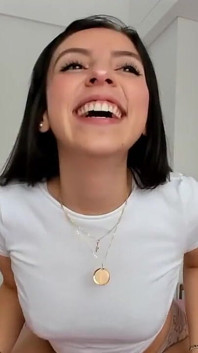 Cute Colombian with a Slim Body and a Slutty Face Gets Naughty in the Morning