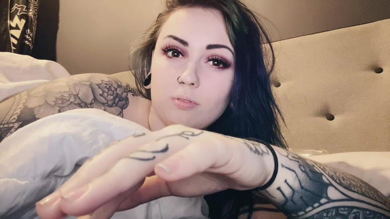 Miss Valentina: Einen anderen typen ignoriert