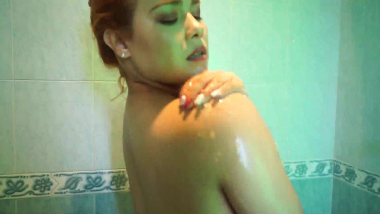 Cipriani: Girl Takes a Hot Steamy Shower and Touches Her Body...