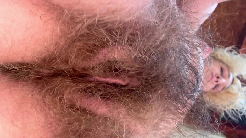 Cuteblonde666: 肮脏的毛茸茸的阴户在你脸上