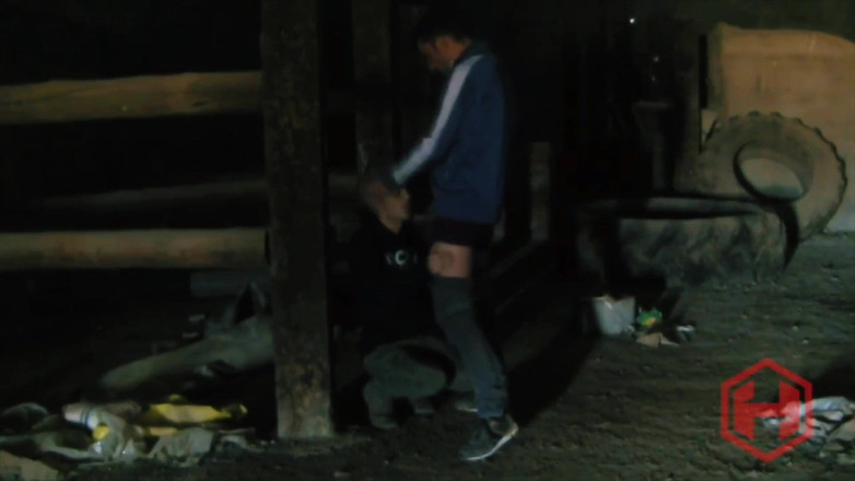 Amadeus studio: All'aperto e il mio cazzo duro