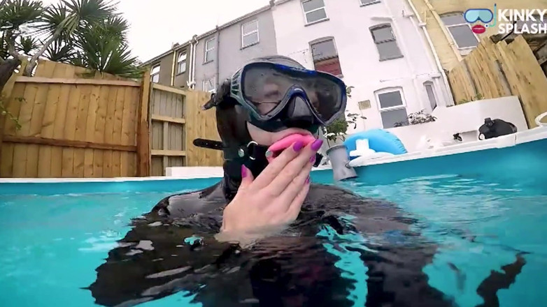 UKCuteGirl Lucy Lauren: Neoprene Enclosed and Gagged - Underwater Mouth Control Fantasy