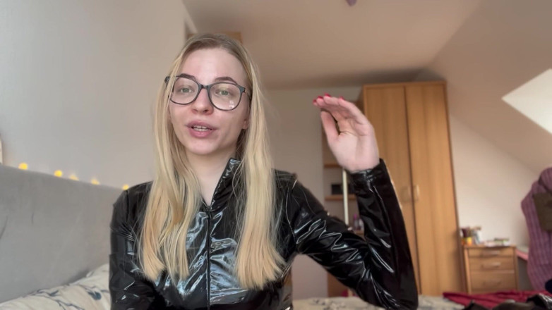 Goddess_Bella_Rae: Proč by každý muž měl nosit zařízení pro cudnost