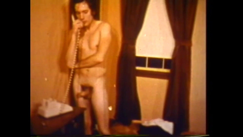 The Unforgettable: युवती अपने कमबख्तों के साथ