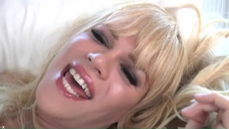 Pinko TGirls: Jessie Masturbation