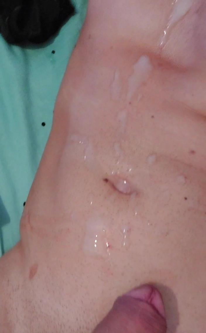 Michael Ragnar: Another Big Cumshot After a Few Days Without Cum