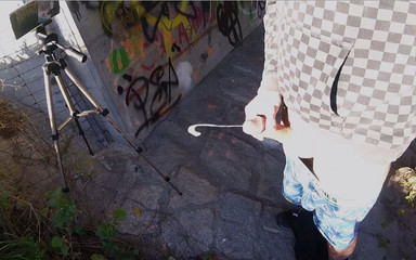 Funnyboy-Ger: Venkovní masturbace s horkými výstřiky na streamu poblíž dálničního mostu - 2...