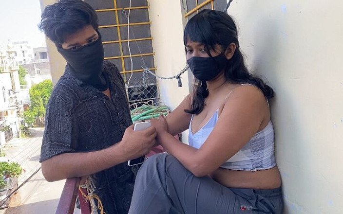 Pinkididi: Aku ngentot pacar temanku saat dia keluar