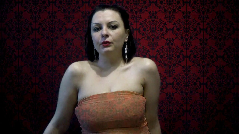 Goddess Misha Goldy: Грязно говорящая милфа-брюнетка в экшене инструкции по дрочке