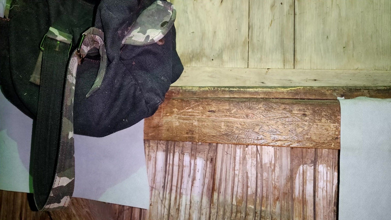 Martin13: 私はこの家に新しく入りました!私はゆっくりと、しかし官能的に動きます、私はここコロンビアでクリスマスの男性と性交したいです