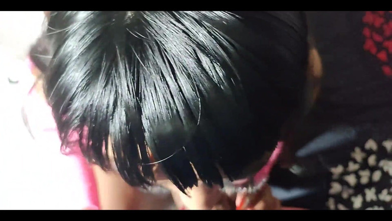 Karla love: 不貞な妻が隣人に挿入される準備ができている