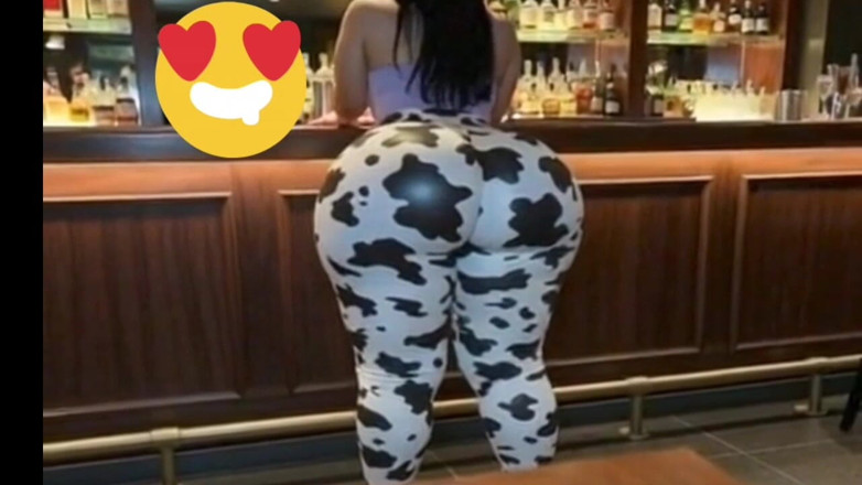 Xprohibidox1: Bunda insauda em um bar