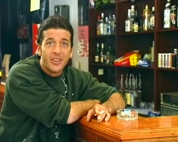 Deutsche Damen: Perfect German Redhead Assfucked in the Bar