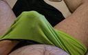 Gnirlo23: Cum in My Green Boxers!