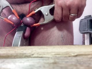 Cbtluvr studio: Upside down purple balls and clamped