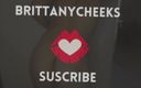 Brittany Cheeks: Britanny evinin verandasında fışkırtıyor