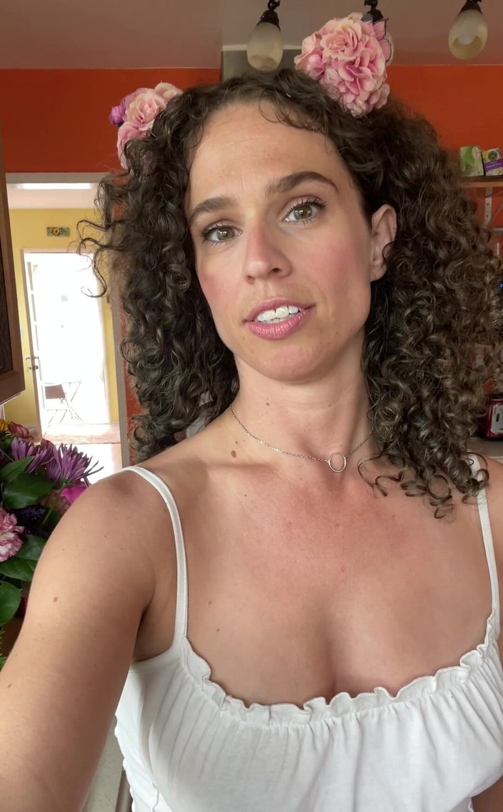 VibeWithMommy: Hey Beautiful Humans! I Get Asked All What Its Like...