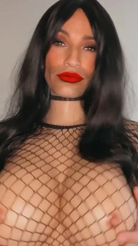 Brianna děvka se svými novými kozami