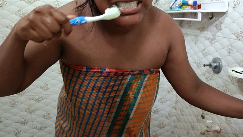 Skakoi: Desi Vabi Shawor natuur Bengaalse badkamer