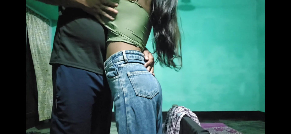 SafeRosebush8: Video làm tình áo ngực cho bạn trai của tôi