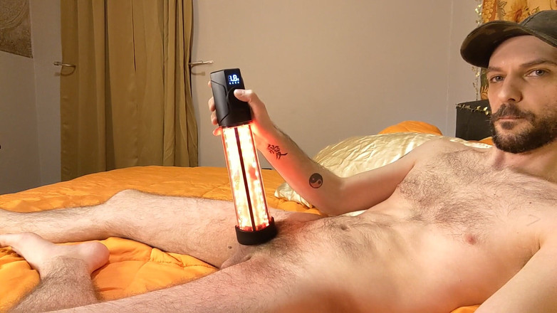 The spice of SinSpice: Jasper Spice: Moiame Titan Red Light Penis pompa masturbacja