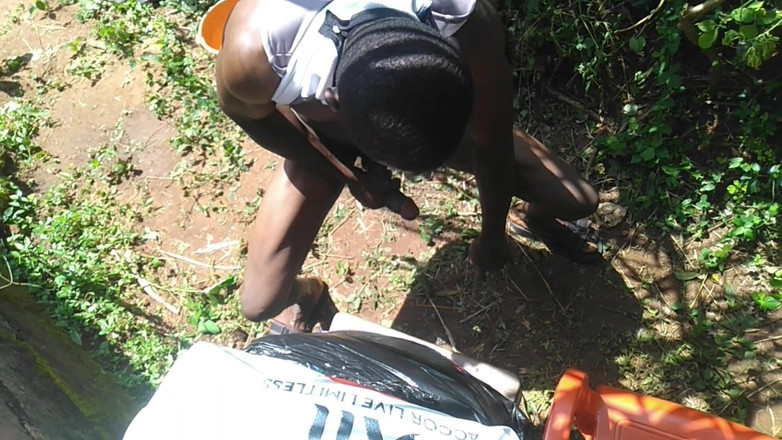 Moviesporn1: 내 통통한 엉덩이에 깊숙이