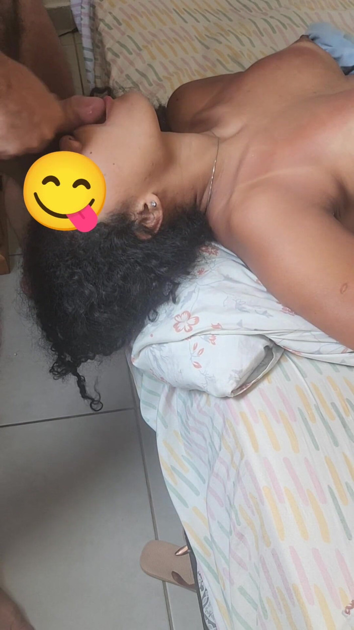 Pietro Montoya: Sarı Sidiğini Baş aşağı Verdikten Sonra Kölemin Boğazıyla Seks Yapıyorum 02/04/2025