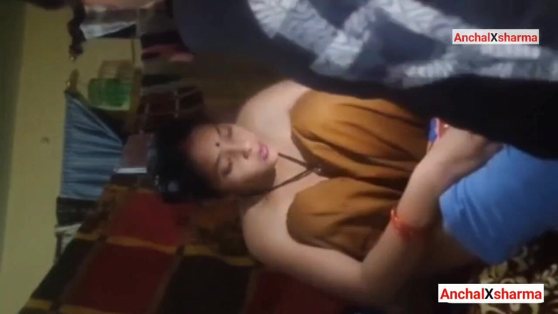 AnchalXsharma: Ragazza indiana carina sesso appassionato in posizione cowgirl