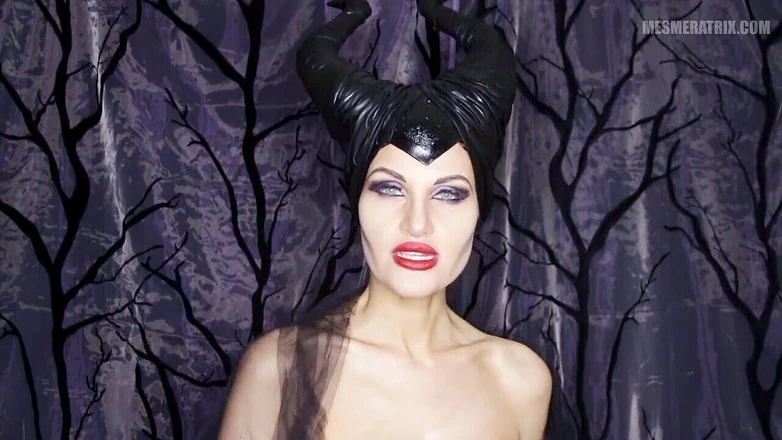 Lady Mesmeratrix Official: In maleficenteyes...