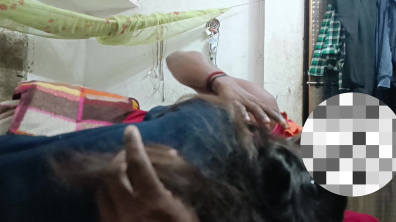 SanskariGirl1: 大学生の油塗りとお尻