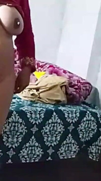 Sexe kiya upar uthakar bahut vitesse se jhatake