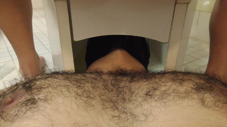 Femdom Austria: クイニングとゴールデンシャワー パート2